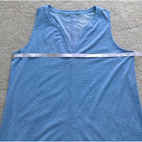 LL Bean Tank Top Womens Large Streamside Tank Split Neck Blue Geometric *Flaw* - Picture 5 of 6